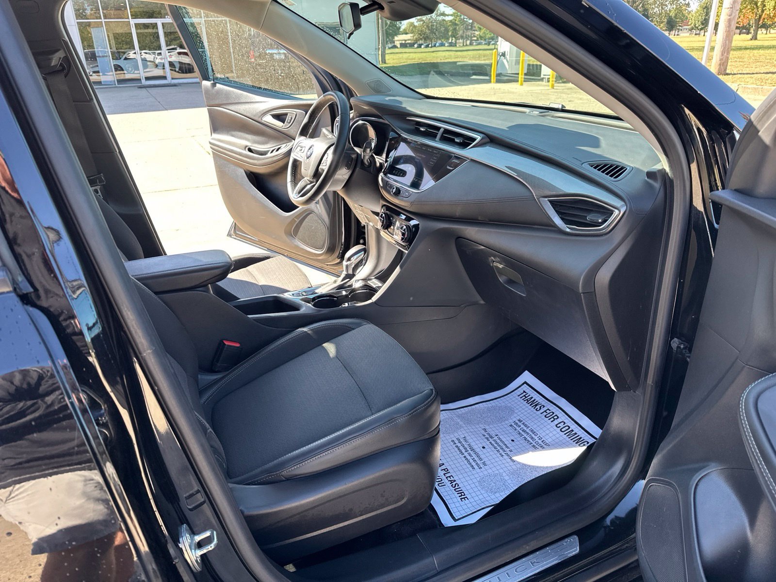 Used 2022 Buick Encore GX Select w/ Sport Touring Package FWD image 29