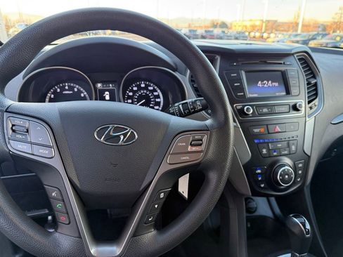 Used 2018 Hyundai Santa Fe Sport image 12