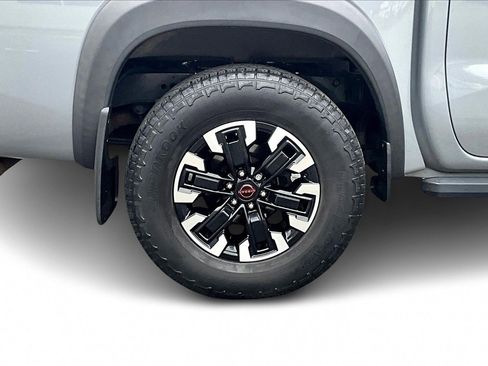 Used 2022 Nissan Frontier PRO-4X w/ Off-Road Protection Package image 34