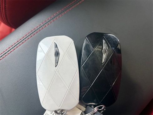 Used 2025 Genesis G70 3.3T Advanced w/ Sport Prestige Package image 22