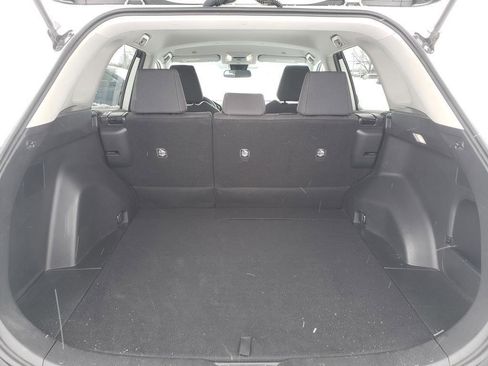 Used 2023 Toyota RAV4 LE image 7