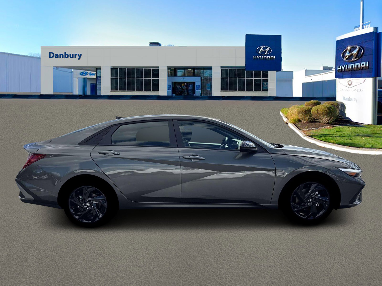 New 2026 Hyundai Elantra SEL w/ Cargo Package FWD image 9