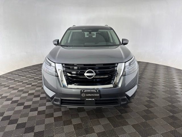 Certified 2025 Nissan Pathfinder SV w/ Cargo Package AWD/4WD image 2