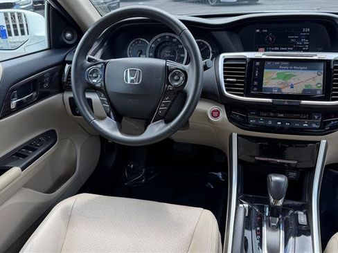 Used 2016 Honda Accord EX-L image 18