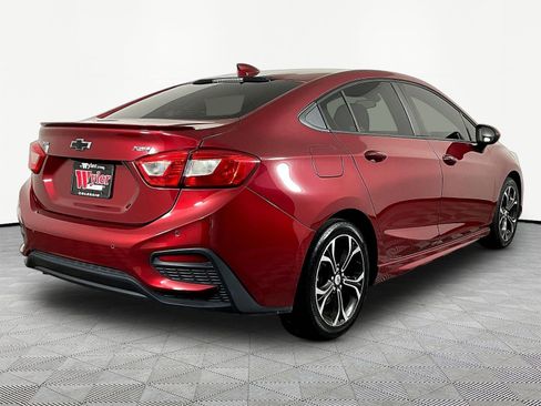 Used 2019 Chevrolet Cruze LT w/ Convenience Package FWD image 6