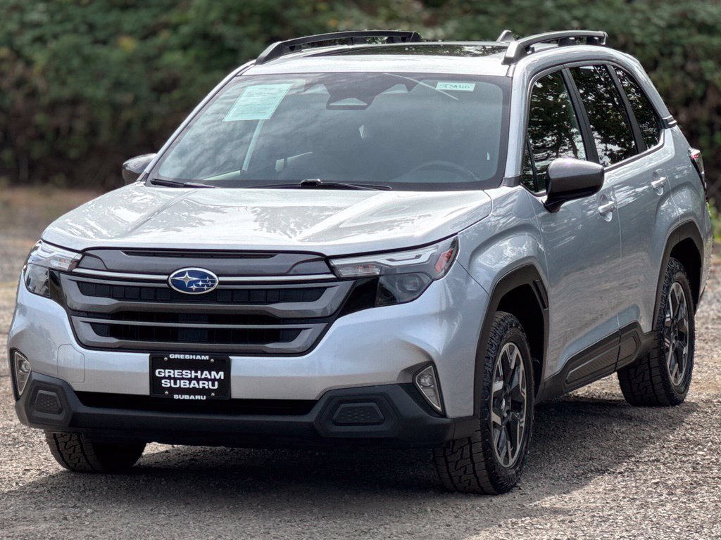 Certified 2025 Subaru Forester Premium AWD/4WD image 4