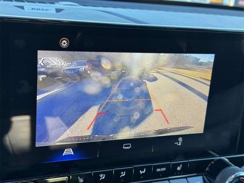 Used 2023 Chevrolet Colorado LT w/ LT Convenience Package III image 5