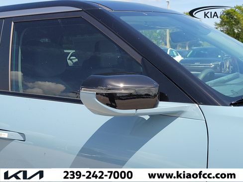 New 2027 Kia Seltos S AWD/4WD image 8