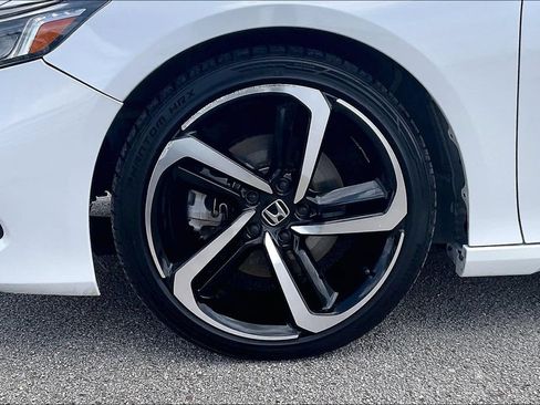Used 2021 Honda Accord Sport image 35