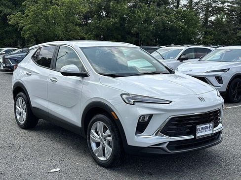 New 2026 Buick Encore GX Preferred w/ Advanced Technology Package AWD/4WD image 1