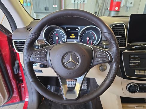 Used 2019 Mercedes-Benz GLE 400 4MATIC image 22