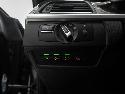 Used 2013 BMW 640i Coupe image 28