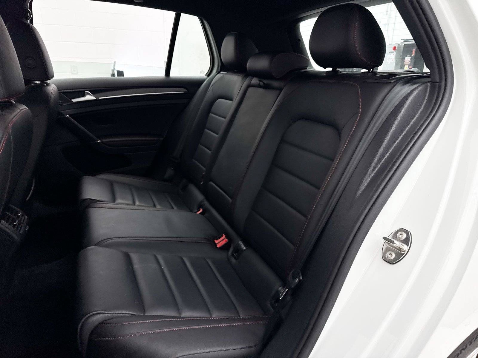 Used 2017 Volkswagen GTI Autobahn FWD image 31