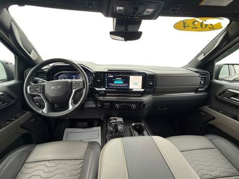 Used 2024 Chevrolet Silverado 1500 ZR2 w/ Technology Package AWD/4WD image 22