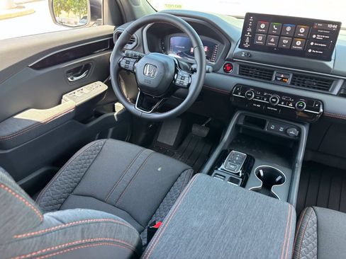 New 2026 Honda Pilot Sport image 10