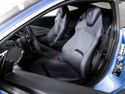 Used 2024 Ferrari Roma image 5