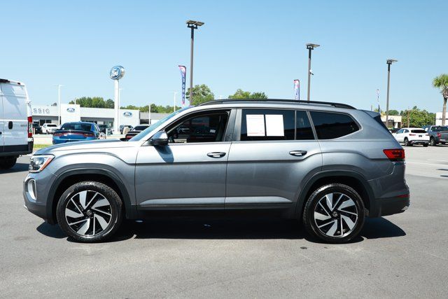 Used 2025 Volkswagen Atlas SE FWD image 9