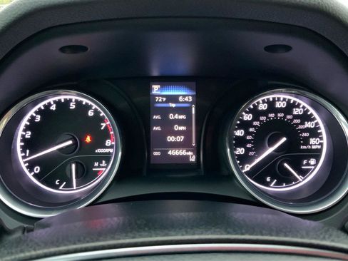 Used 2020 Toyota Camry LE FWD image 15