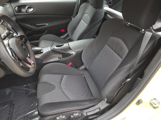 Used 2024 Nissan Z Sport w/ Floor Mat Package RWD image 15