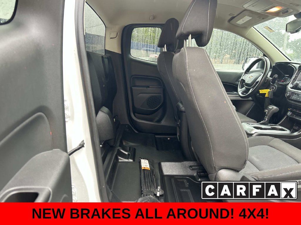Used 2021 Chevrolet Colorado LT w/ Fleet Safety Package AWD/4WD image 16