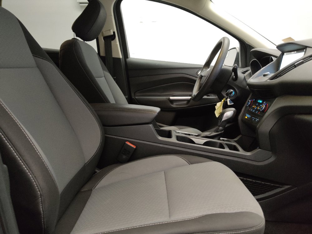 Used 2018 Ford Escape SE w/ SE Sync 3 Package AWD/4WD image 21