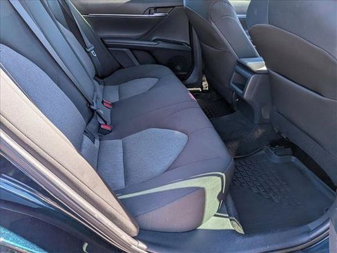 Used 2020 Toyota Camry LE FWD image 18