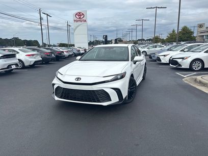 New 2025 Toyota Camry SE