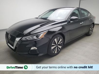 Used 2022 Nissan Altima 2.5 SV w/ SV Premium Package
