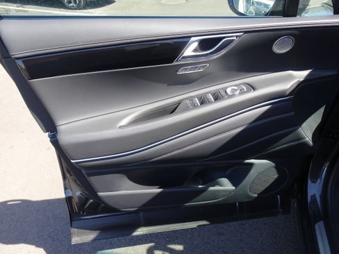 New 2025 Genesis GV80 2.5T Standard image 8