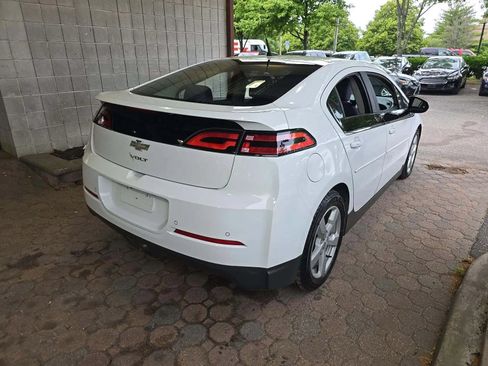 Used 2013 Chevrolet Volt w/ Enhanced Safety Package 1 FWD image 3