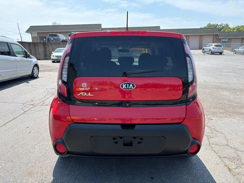 Used 2015 Kia Soul + w/ Audio Package FWD image 7