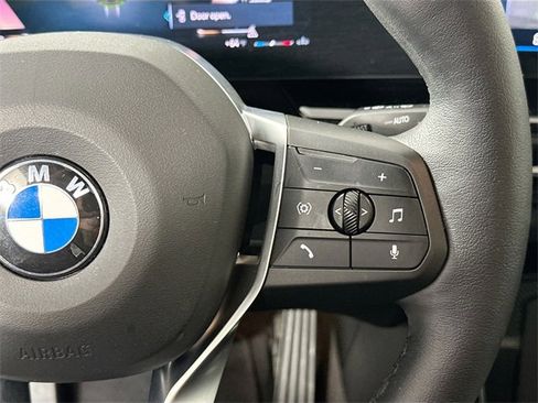 Used 2025 BMW X2 xDrive28i image 23