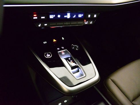 Certified 2025 Audi Q4 e-tron Premium w/ Convenience Package image 14