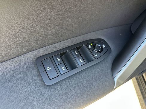 New 2026 BMW iX xDrive60 w/ M Sport Package image 14