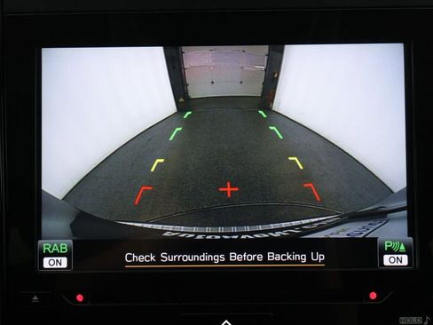 Used 2019 Subaru Ascent Premium image 16