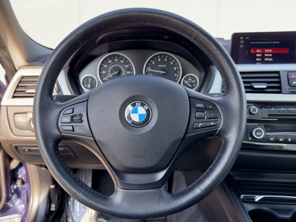 Used 2018 BMW 320i xDrive Sedan w/ Premium Package AWD/4WD image 8