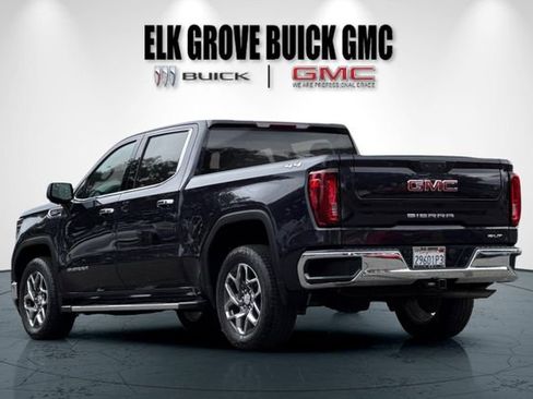 Used 2022 GMC Sierra 1500 SLT w/ SLT Premium Package AWD/4WD image 6