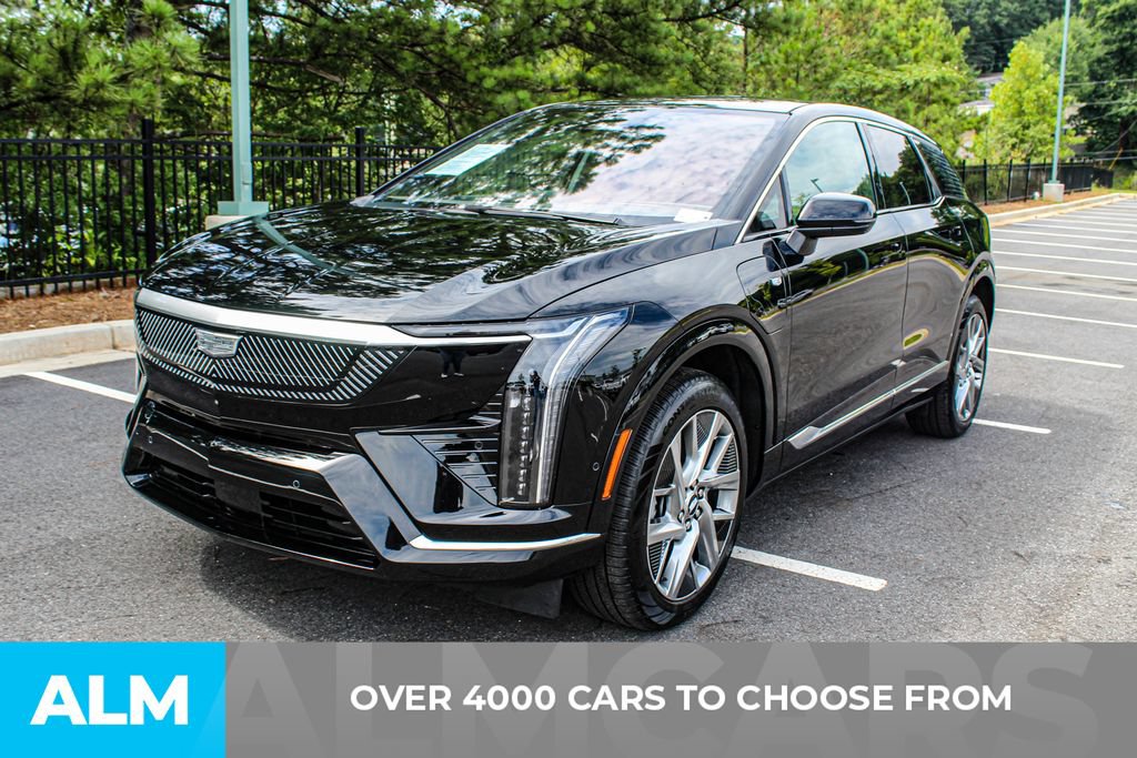 Used 2026 Cadillac Optiq Luxury 2 AWD/4WD image 2