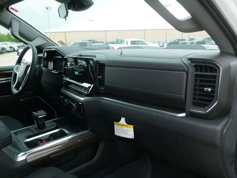 New 2026 Chevrolet Silverado 1500 LT Trail Boss AWD/4WD image 14