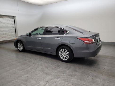 Used 2014 Nissan Altima 2.5 S w/ Display Audio Package FWD image 3