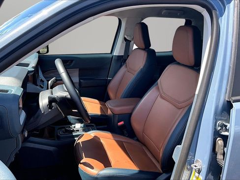 Used 2024 Ford Maverick Lariat w/ FX4 Off-Road Package AWD/4WD image 16