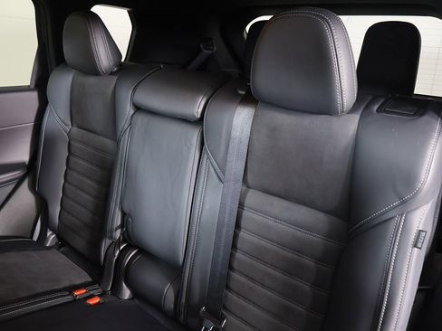 Used 2024 Mitsubishi Outlander SE Black Edition image 33