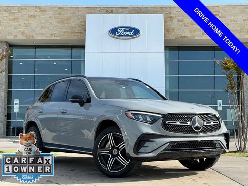 Used 2025 Mercedes-Benz GLC 300 4MATIC image 1