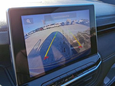 Used 2023 Jeep Compass Altitude image 15