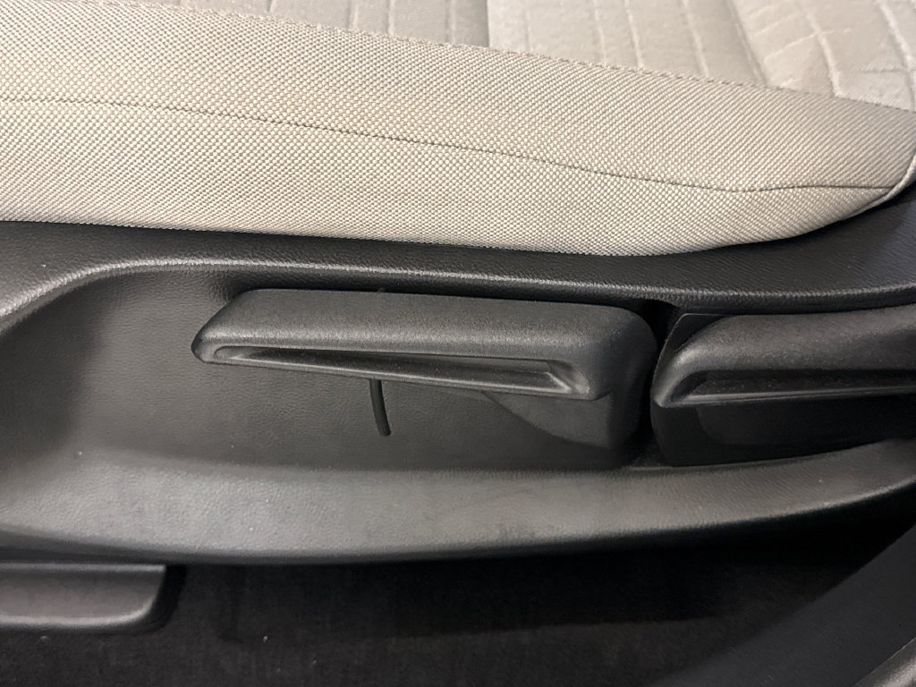 Certified 2026 Honda HR-V LX image 20