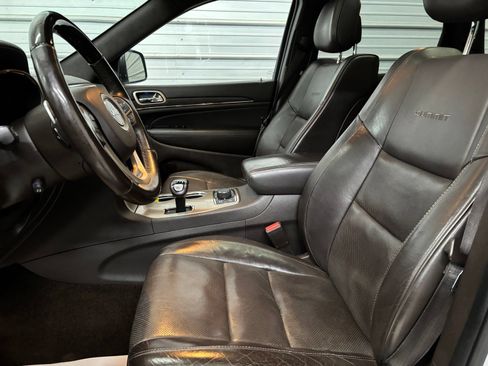 Used 2015 Jeep Grand Cherokee Summit AWD/4WD image 10