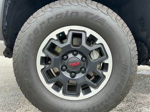 Used 2024 Toyota Tacoma TRD Off-Road image 14