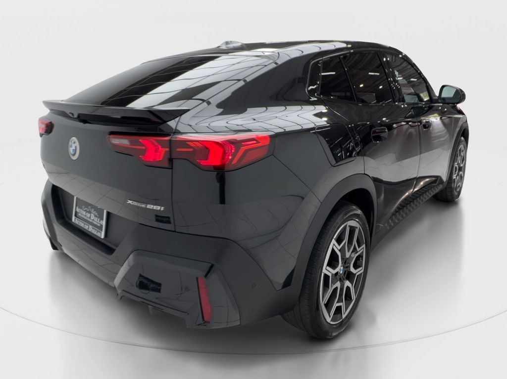 Used 2025 BMW X2 xDrive28i AWD/4WD image 7