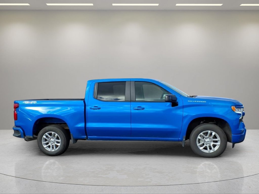 Used 2026 Chevrolet Silverado 1500 RST AWD/4WD image 2