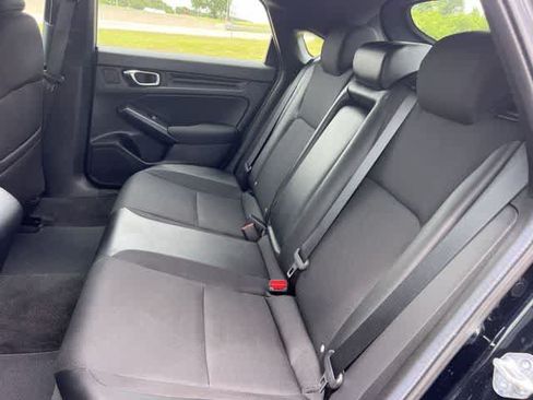Used 2025 Honda Civic Sport image 14